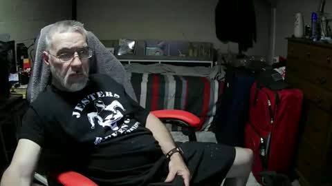 dan137111 online show from April 28, 10:42 am