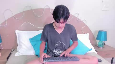 D A N online show from December 16, 1:34 am