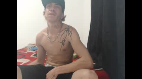 Snapshot of dan_jonson15 chatting on October 17, 6:45 pm dan_jonson15 online show from October 17, 6:45 pm