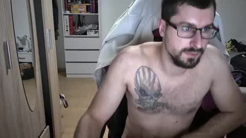 King Dan online show from March 5, 7:28 pm