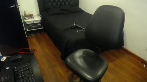 danbury online show from January 16, 8:33 pm