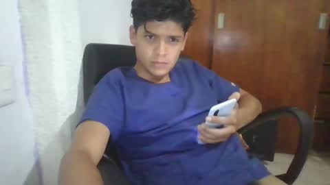 dani_daniel656119 online show from March 3, 10:22 am