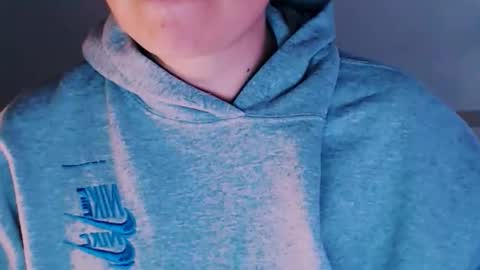 daniel_ruis16 online show from April 12, 10:32 pm