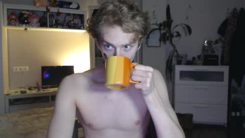 Daniel online show from April 15, 11:04 pm