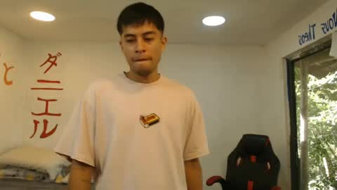 danielitopapii online show from August 6, 2:23 pm