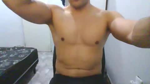 DanielRivveraX online show from April 15, 11:37 pm