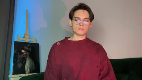 danieltuckerr online show from November 21, 1:26 am