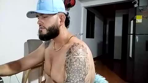 daniloh_xxx online show from October 30, 4:03 am