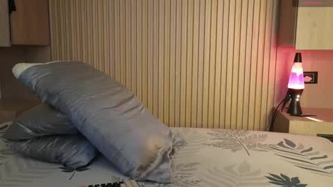 Dan maxwell online show from February 22, 2:18 pm