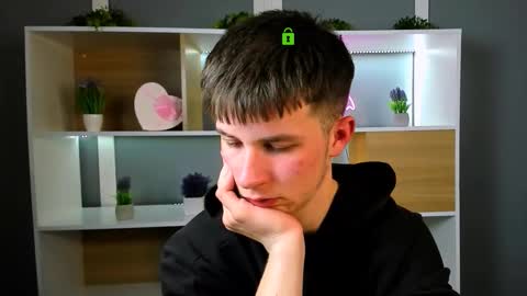 danny_dark1 online show from March 30, 6:42 pm