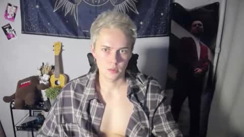 danny online show from November 13, 8:46 pm