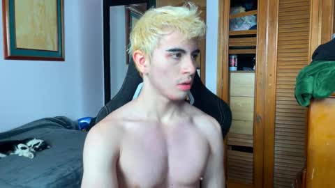 danteobscuro online show from December 22, 3:31 pm