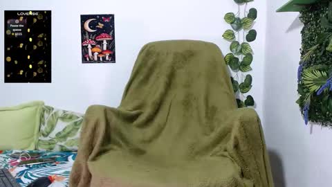 dany_milk online show from February 3, 1:47 am