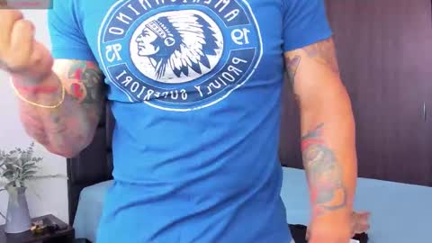 Snapshot of danyfitguy_ chatting on September 21, 1:11 pm danyfitguy_ online show from September 21, 1:11 pm