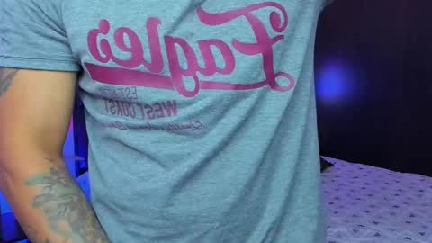 Snapshot of danyfitguy_ chatting on March 5, 10:33 pm danyfitguy_ online show from March 5, 10:33 pm