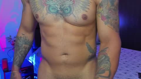 Snapshot of danyfitguy_ chatting on March 4, 11:29 am danyfitguy_ online show from March 4, 11:29 am