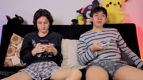 darcy_and_stolas online show from March 29, 8:36 am