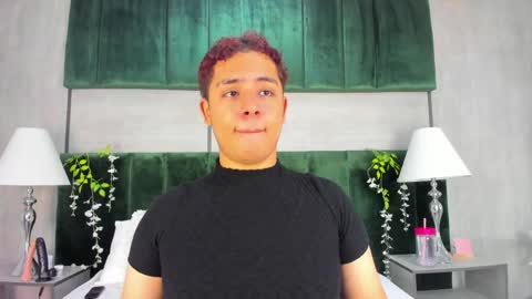 Darian  online show from June 1, 7:36 pm