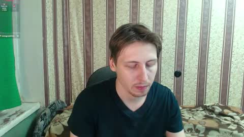 darienlarge online show from November 24, 6:42 pm