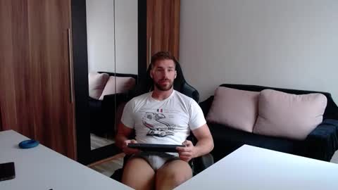 Snapshot of darius_94 chatting on September 25, 9:19 am darius_94 online show from September 25, 9:19 am