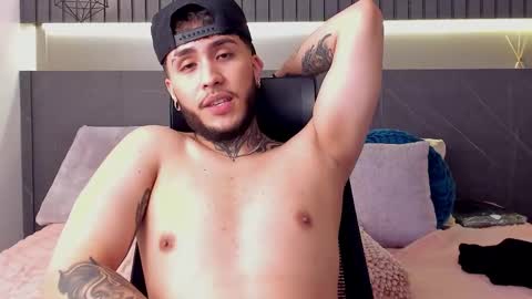 Dark online show from November 11, 6:02 pm