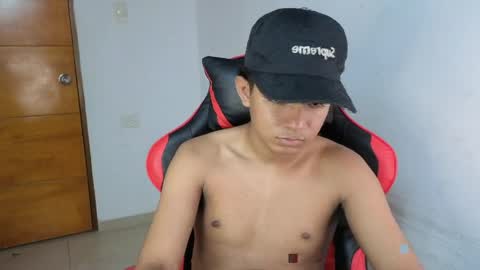 darknigthx online show from April 9, 3:59 am