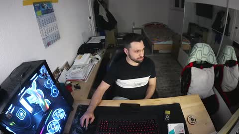 Snapshot of darkschneider_ chatting on January 21, 5:16 pm darkschneider_ online show from January 21, 5:16 pm