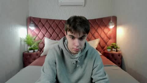 Dave online show from March 31, 7:15 pm