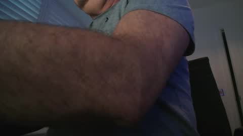 davesu12345 online show from March 8, 5:39 pm