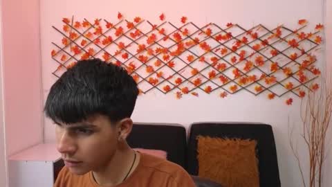 Snapshot of david_925_ chatting on October 15, 8:05 pm David online show from October 15, 8:05 pm