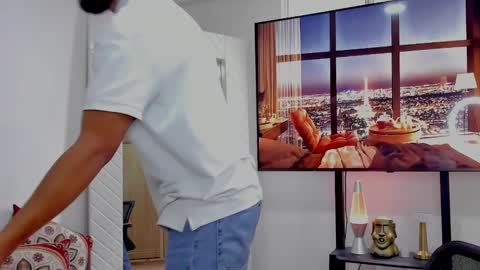 Snapshot of david_johnson372 chatting on March 12, 12:15 pm Hey im David that loves to explore and speak their fantasies. Very open talktative and nice. Feel free to chat with me online show from March 12, 12:15 pm