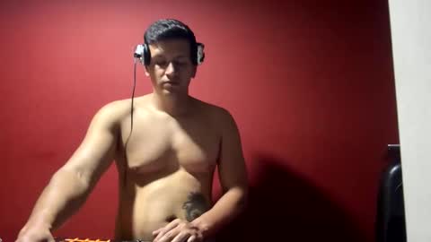 davidhot111 online show from October 22, 12:35 am