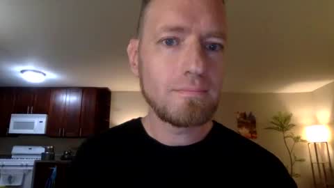 Snapshot of davidwilcox1982 chatting on October 14, 11:34 pm Dave online show from October 14, 11:34 pm