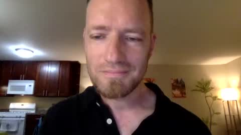 Snapshot of davidwilcox1982 chatting on October 7, 2:48 am Dave online show from October 7, 2:48 am