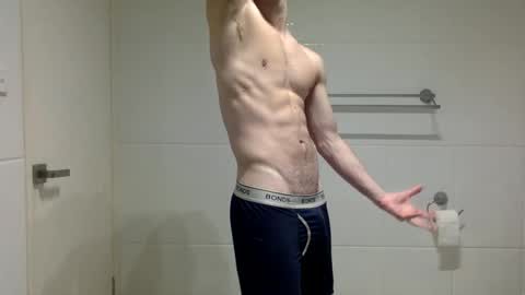 Snapshot of davidwill1 chatting on February 12, 11:07 am davidwill1 online show from February 12, 11:07 am
