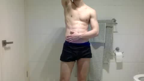 Snapshot of davidwill1 chatting on October 21, 4:32 pm davidwill1 online show from October 21, 4:32 pm