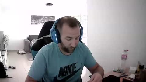 daviid420 online show from July 9, 1:04 pm