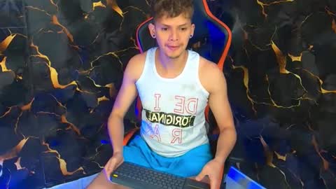 davilap toyboy online show from January 17, 11:35 am