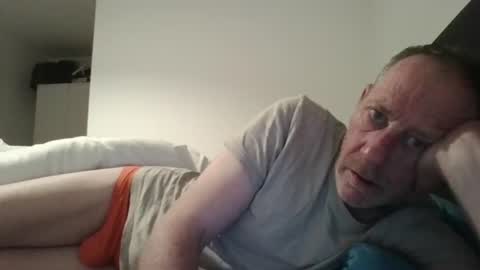 davyboi15 online show from April 3, 9:33 pm