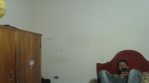 Snapshot of daylon_brown_ chatting on September 26, 1:47 am Dylon online show from September 26, 1:47 am