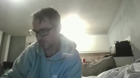 Dazzill online show from December 13, 8:26 pm