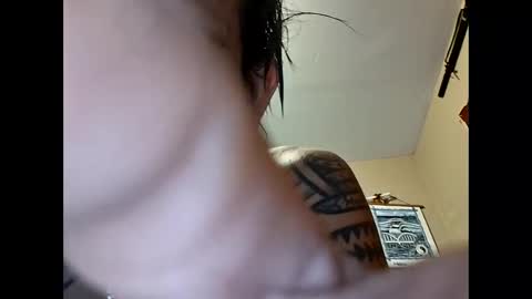 deadbirdink8o8 online show from December 2, 11:13 am