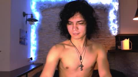 dean_raven online show from March 4, 5:03 am