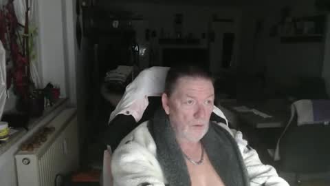 deinprinz2312 online show from November 30, 5:09 am