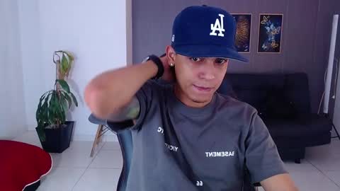 Snapshot of deivid_santoss chatting on September 20, 5:51 am Deivid online show from September 20, 5:51 am