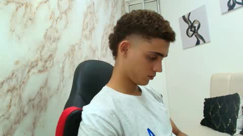 deivis_eliseu online show from January 19, 12:35 am
