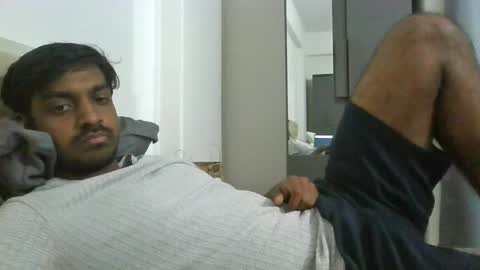 delta0211 online show from April 5, 8:16 pm