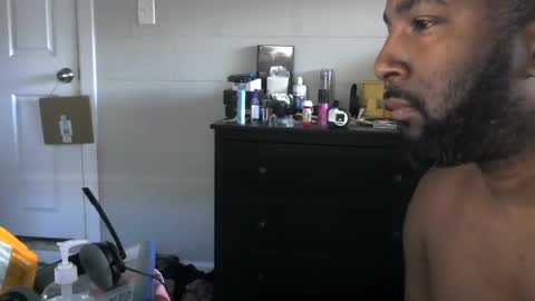 Snapshot of delta7012 chatting on February 21, 3:43 pm delta7012 online show from February 21, 3:43 pm