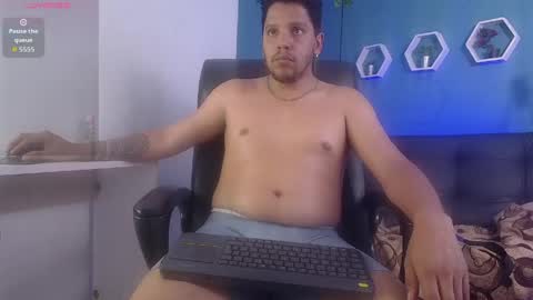 demonwalter online show from April 14, 6:29 pm