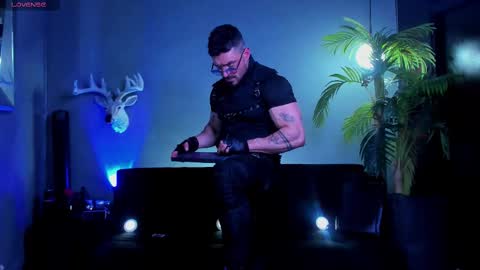 dennis_cox_ online show from March 6, 8:55 am